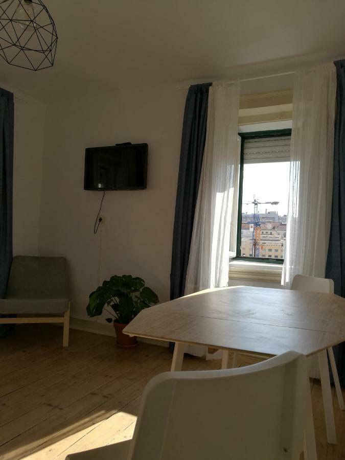 Pretty Views Apartment Lisbon Bagian luar foto